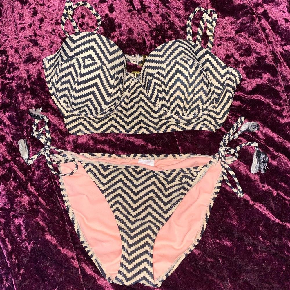 Bikini size L